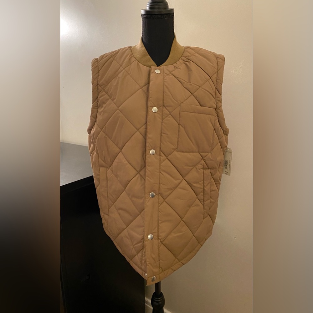 NWT Mens Arizona Jean Co. Tan Quilted Snap Button Vest, Size M